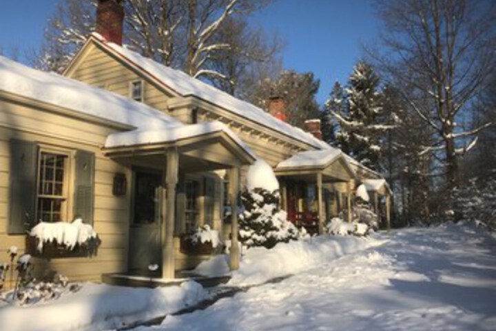 Olde Rhinebeck Inn c. 1745