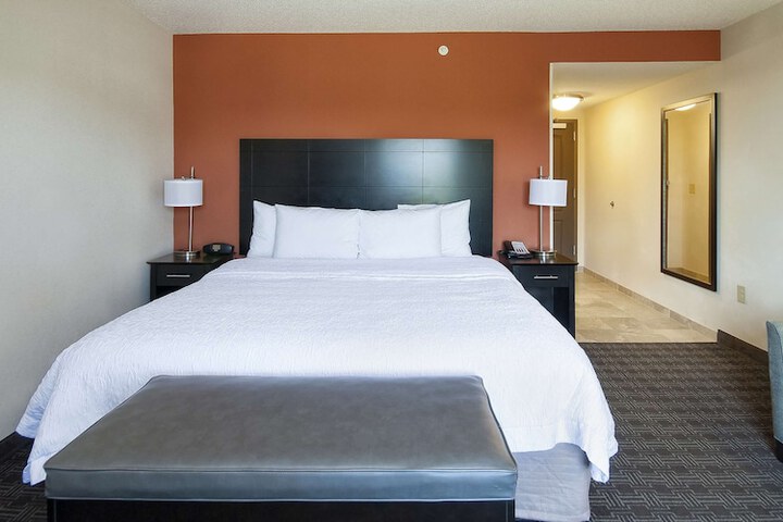 Hampton Inn & Suites Seneca-Clemson Area