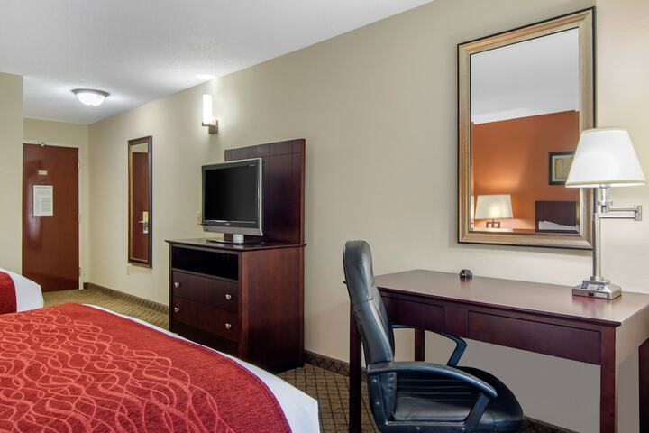 Room 6 of 27