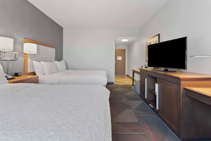Room 25 of 57