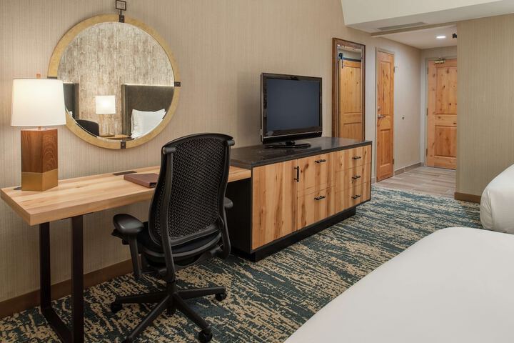 Room 35 of 67