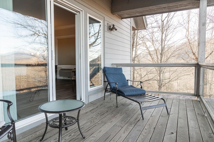 Terrace/Patio 75 of 77