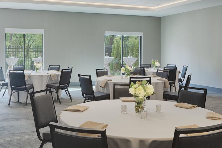 Hyatt House Columbus OSU / Short North