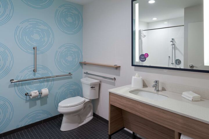 Room 18 of 47
