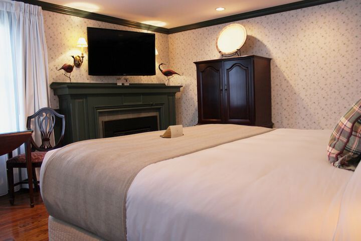 Room 43 of 171