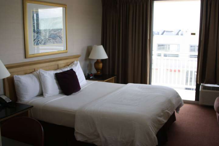 Room 15 of 24