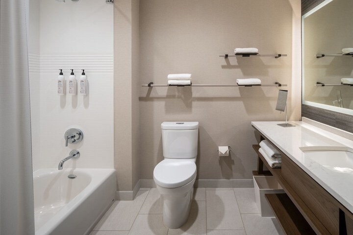Delta Hotels by Marriott Wichita Falls Convention Center