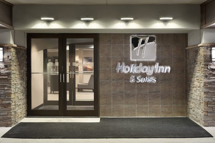 Holiday Inn & Suites Duluth Downtown by IHG