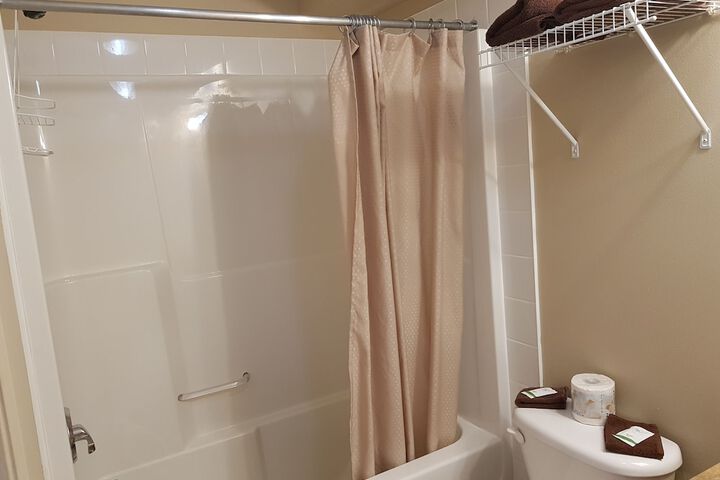 Room 13 of 35