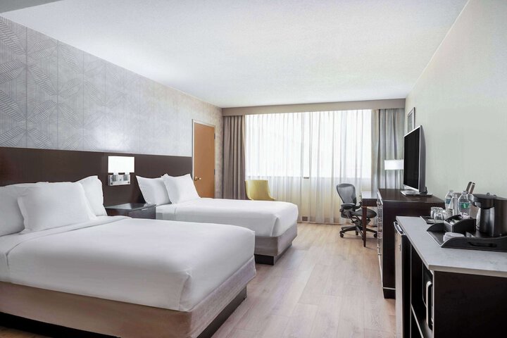 Room 20 of 53