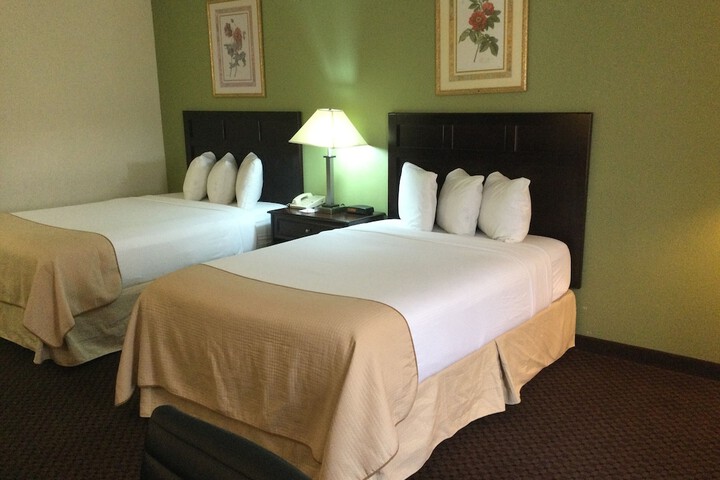 Room 21 of 33
