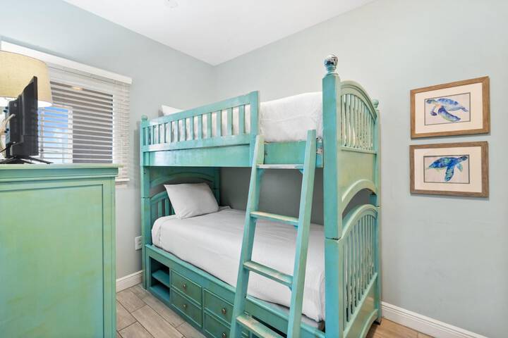 Room 179 of 284