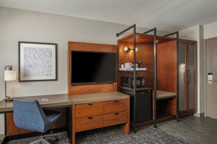 Four Points by Sheraton Los Angeles Westside