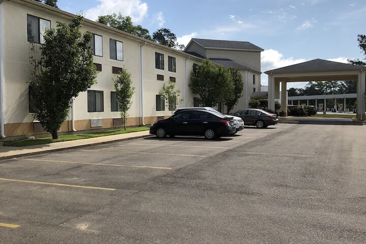 Millennium Inn