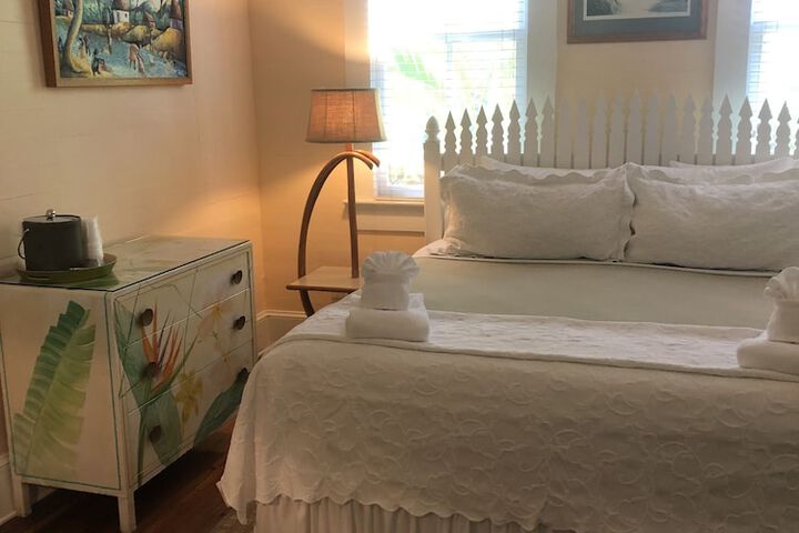 Room 42 of 60