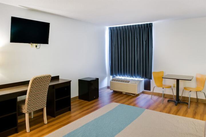 Motel 6 Richmond IN