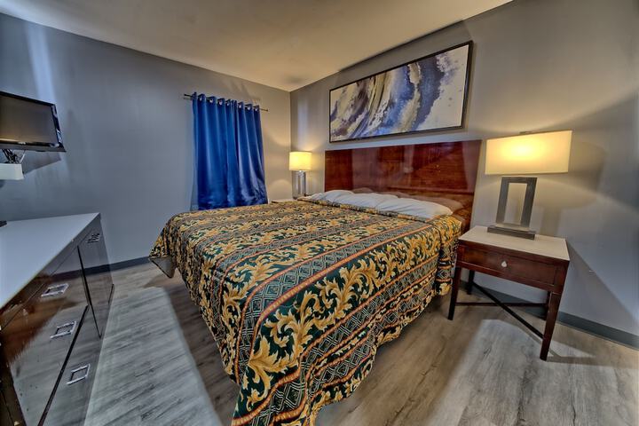 Room 18 of 55