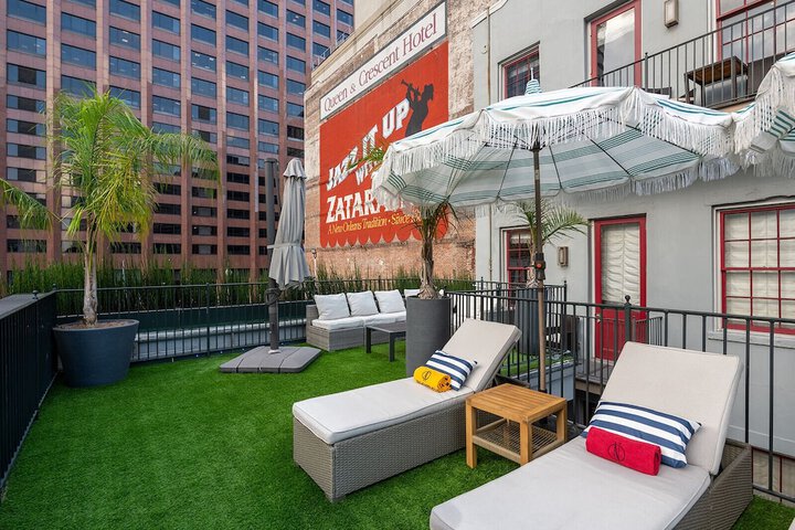 Sundeck 486 of 488