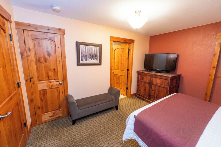 Silver Moon Inn