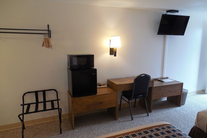Room 48 of 54