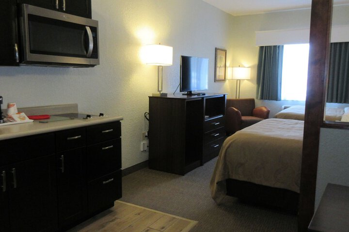 Quality Inn & Suites Pueblo West