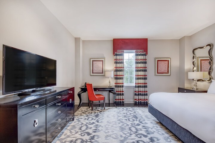 Room 42 of 57