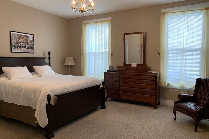 Room 14 of 35