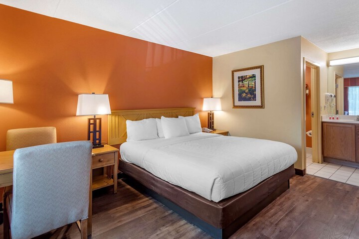Econo Lodge Pigeon Forge Riverside
