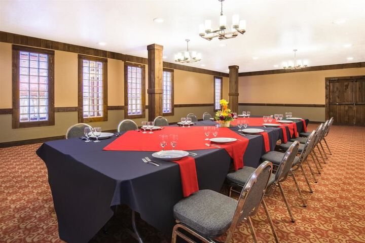 Ramada by Wyndham Denver Downtown