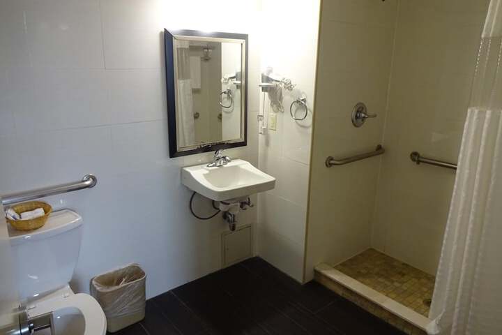 Room 17 of 45