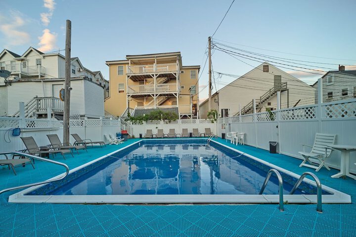 Pool 2 of 34