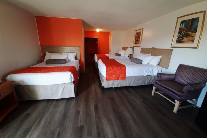Room 46 of 61