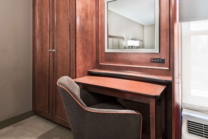 Hampton Inn Boston / Marlborough