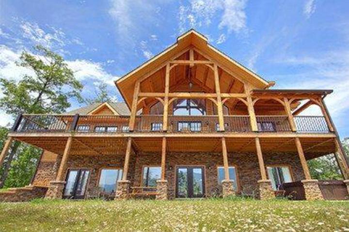 Amazing Views Retreat Holiday Home