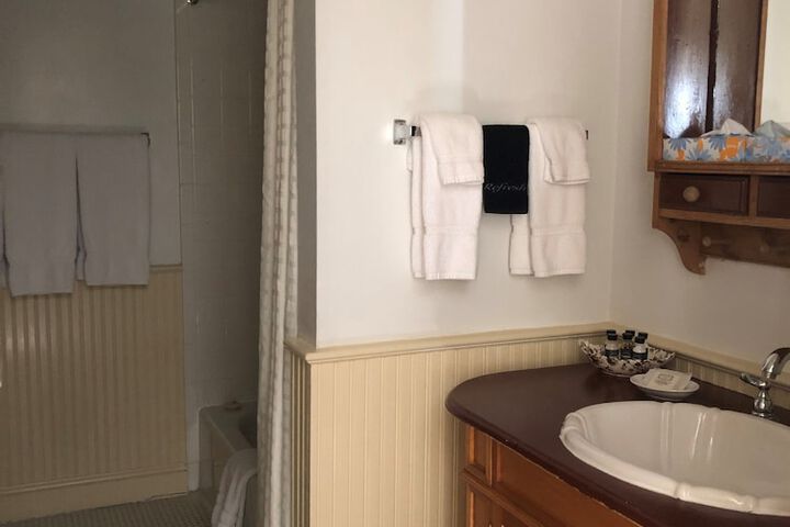 Beekman Arms and Delamater Inn