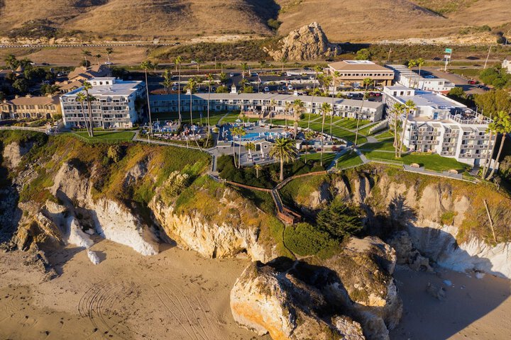 SeaCrest OceanFront Hotel