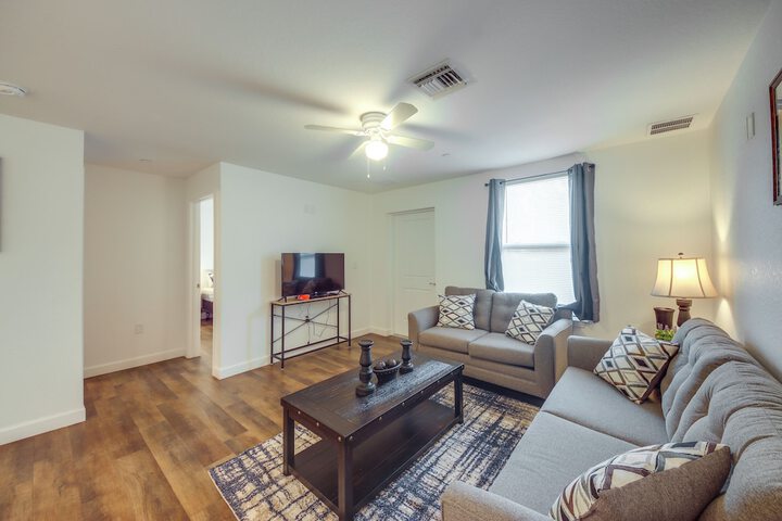 Labelle Apartment Close to Parks!