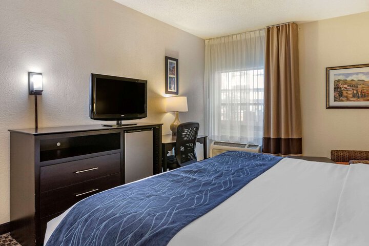 Room 18 of 34