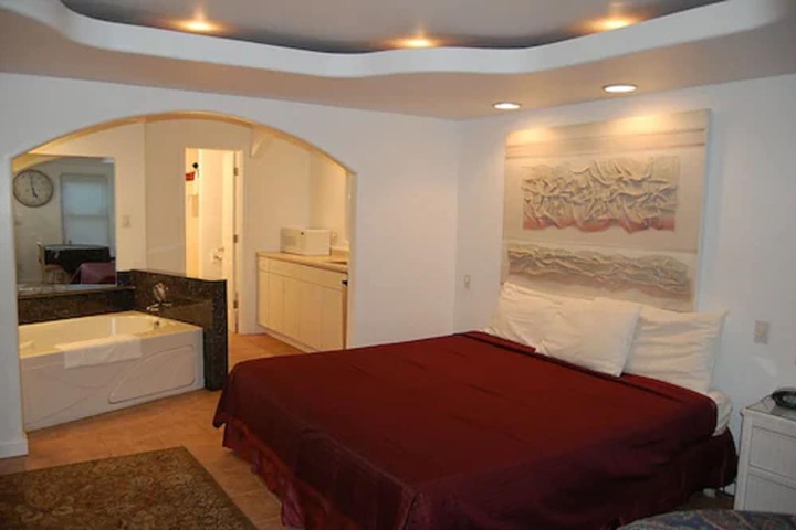Room 36 of 42