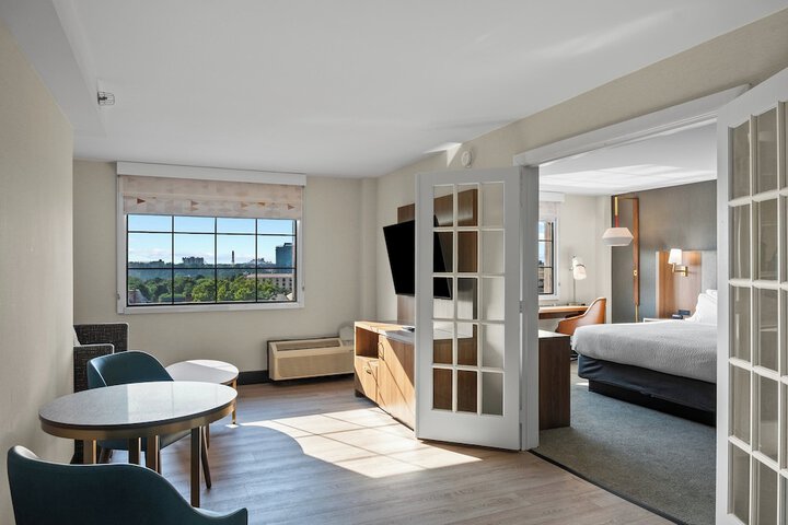 Room 89 of 129