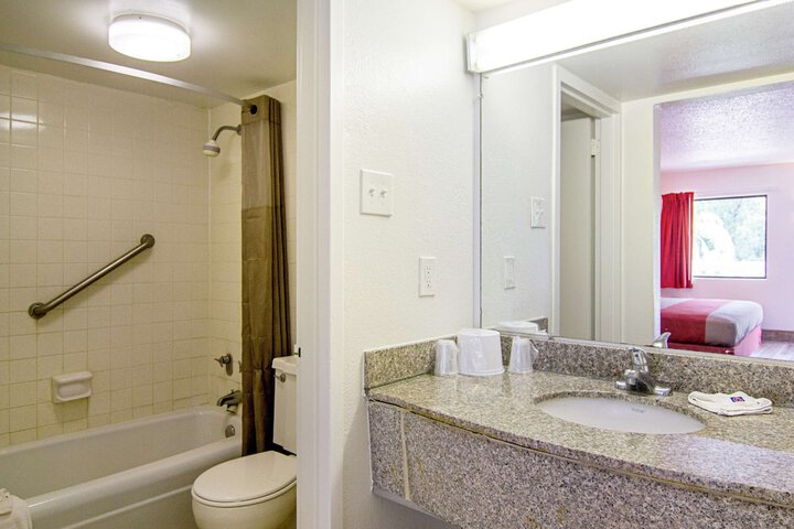 Motel 6 Starke FL