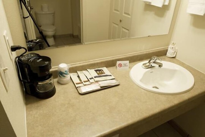 Cody Legacy Inn & Suites