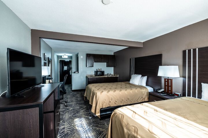 Room 17 of 43