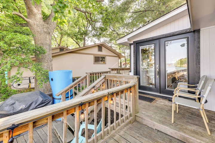 Waterfront Home w / Dock in South Grand Lake!