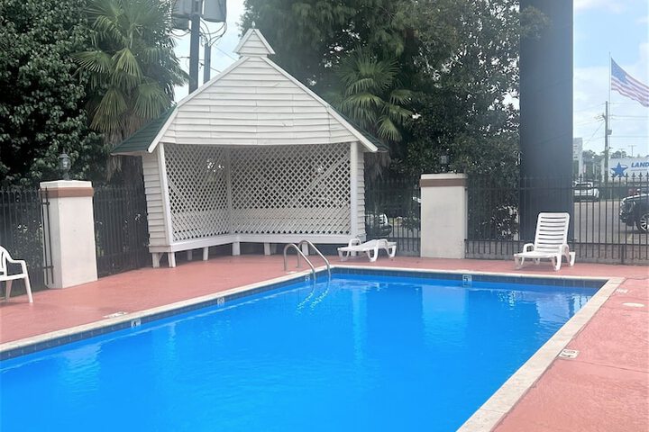 Days Inn by Wyndham Denham Springs-Baton Rouge East