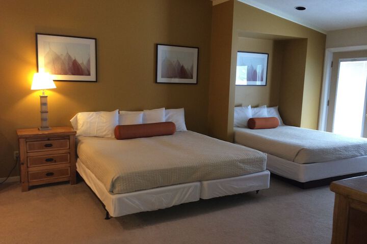 Room 39 of 53