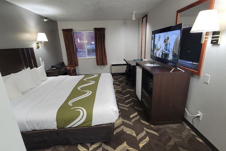 Room 34 of 50