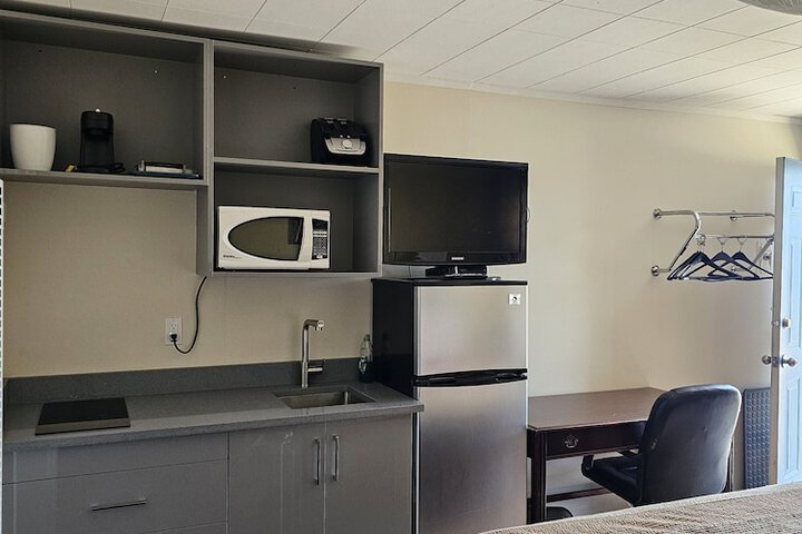 Room 11 of 41