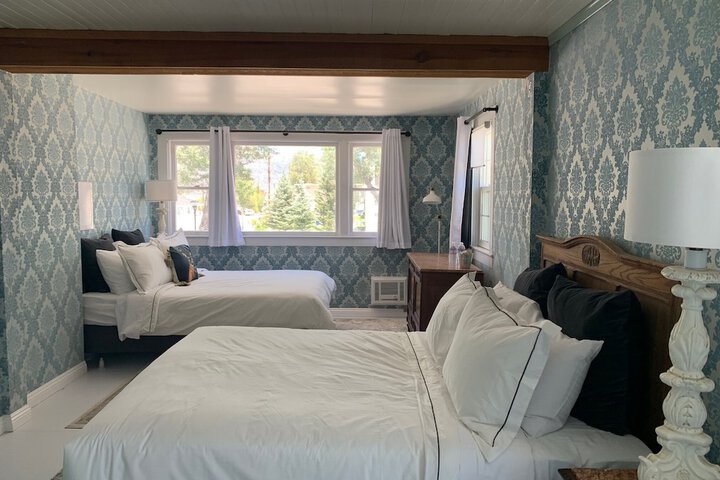 Room 16 of 25