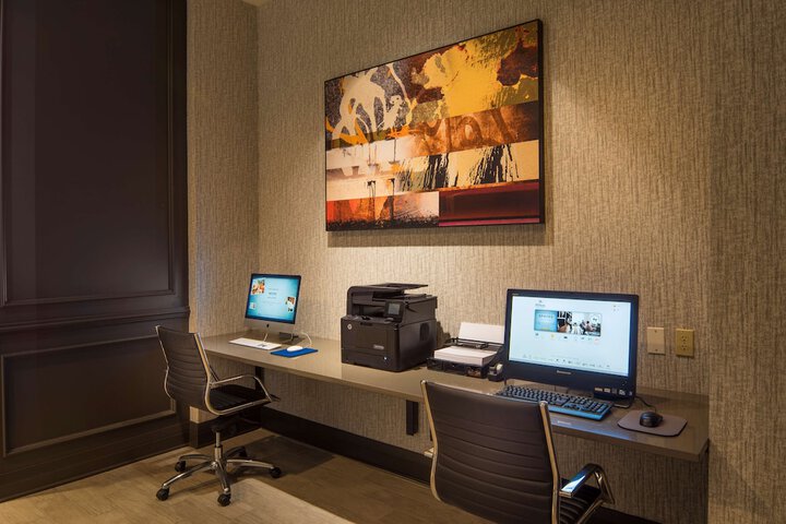 Business Center 103 of 103